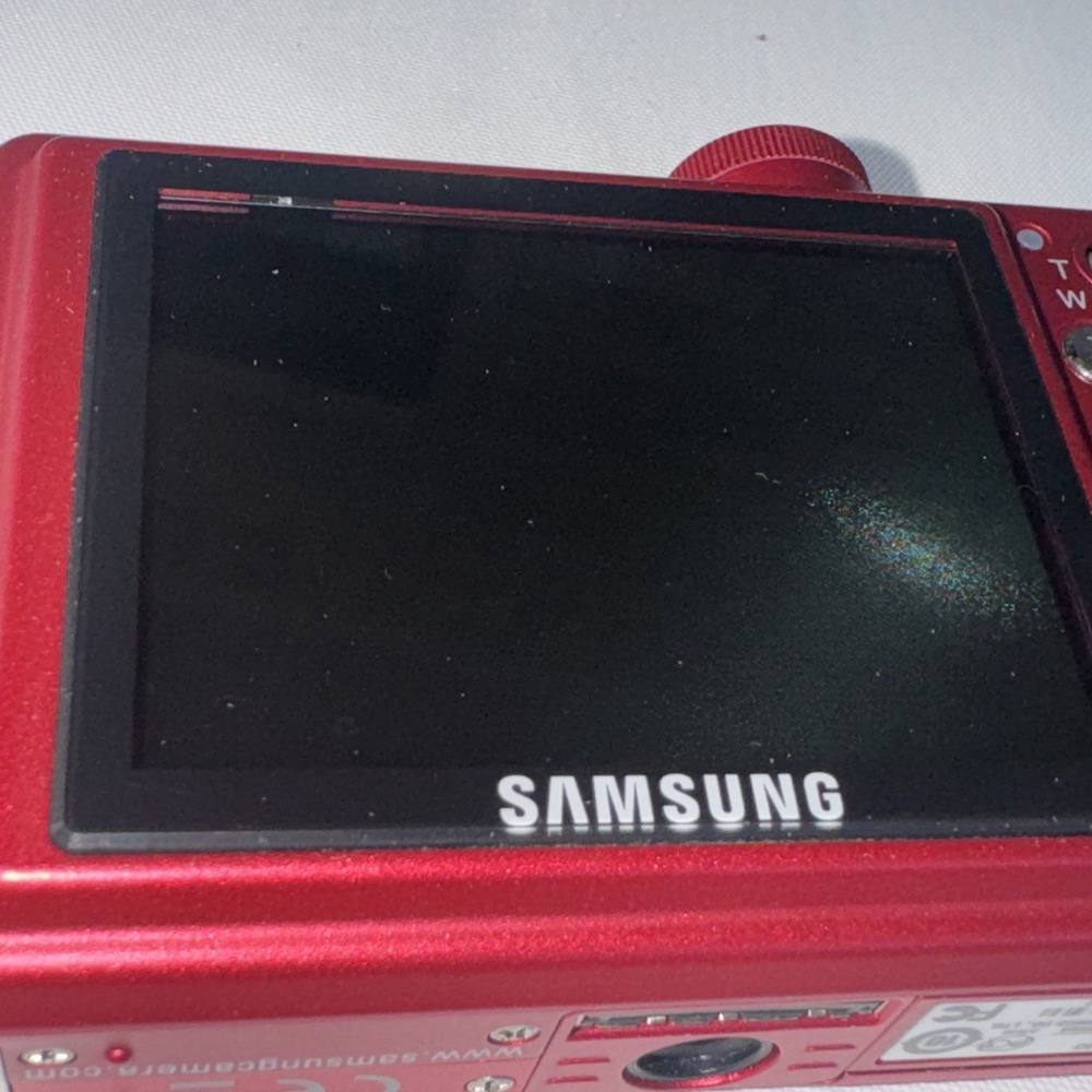Samsung L Series L830 8MP Digital Camera Red With Battery & Charger, Working!! - Picture 5 of 16